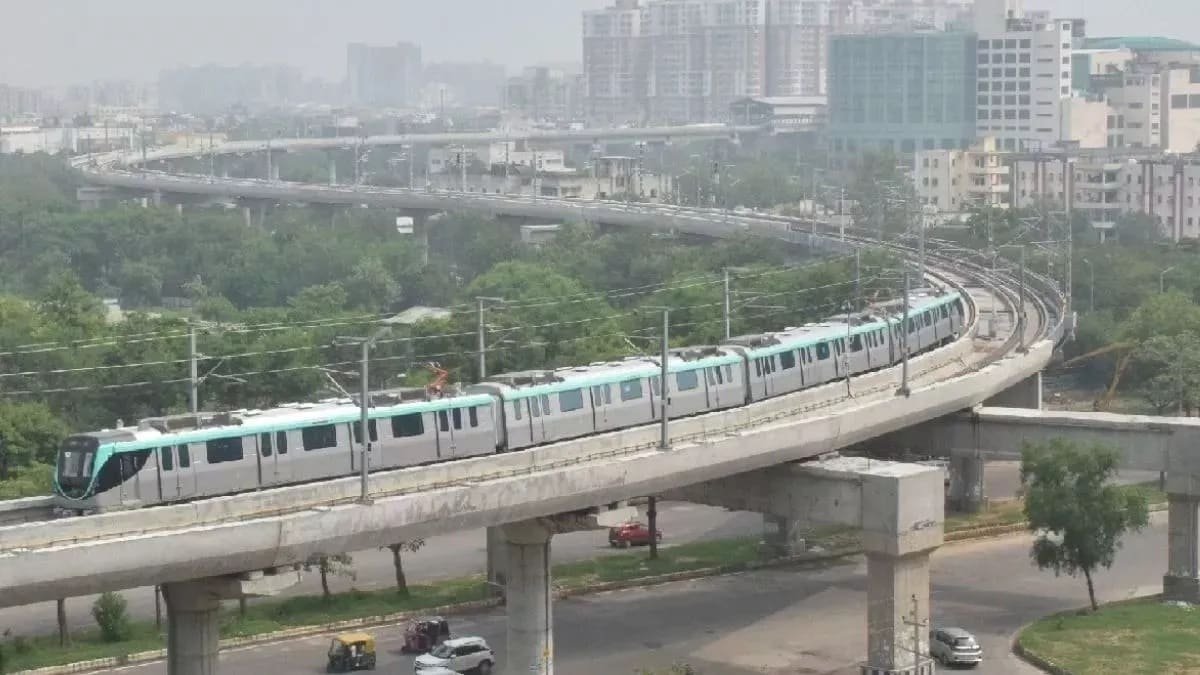 noida metro Aqua Line